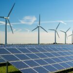 Solar und Windenergie Kombination